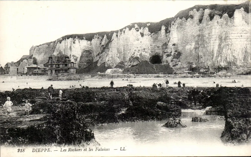 Dieppe — Die Felsen und Klippen — LL, Nr. 218 - Vorderseite