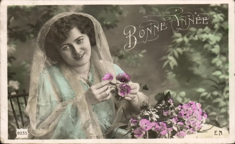 Junge Frau im Schleier — Blumen haltend — E.M. n°8235 - Vorderseite