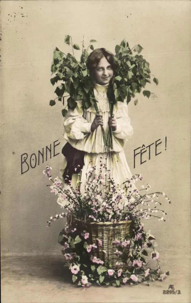 Mulher com buquê de flores — Boa festa! — AE 2295/3 - Frente