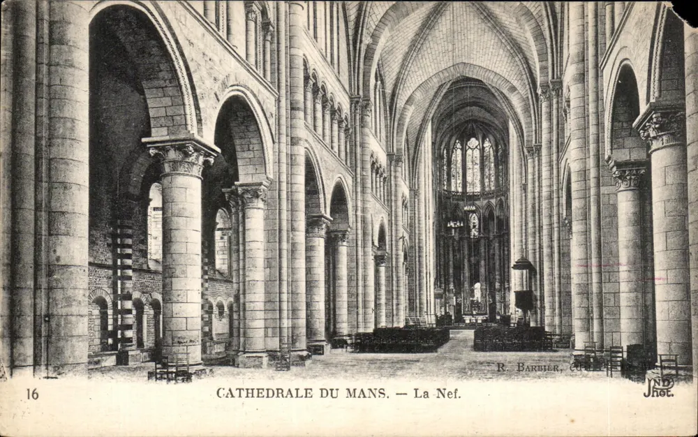 Catedral de Le Mans — A Nave — R. Barbier, editor - Frente