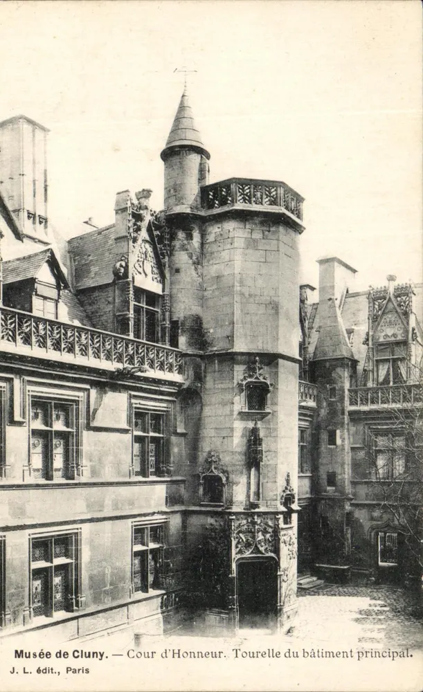 Musée de Cluny — Ehrenhof. Turm des Hauptgebäudes — J. L. Verlag, Paris - Vorderseite