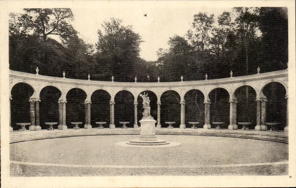 Parque do Castelo de Versailles — A Colunata — Edição dos Museus Nacionais, n°88 - Frente