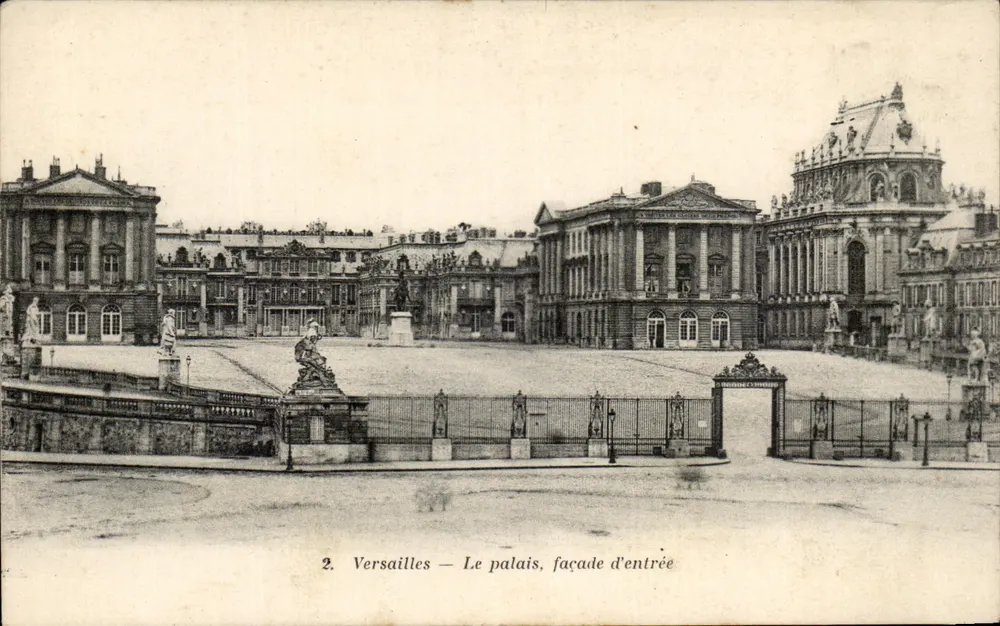 Versailles — O palácio, fachada de entrada — ÉDIA Paris-Versailles n°2 - Frente