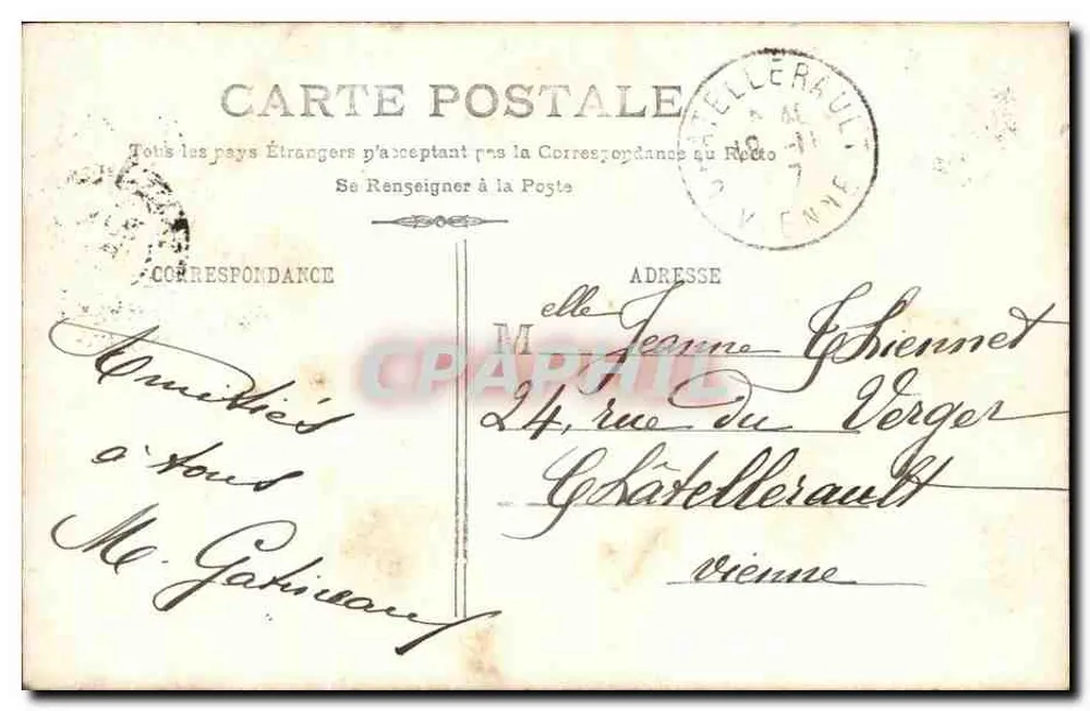 Parisiana — Portrait einer Frau in einem rosa Kleid und Schmuck — F. DIRYS, M.G. - Rückseite