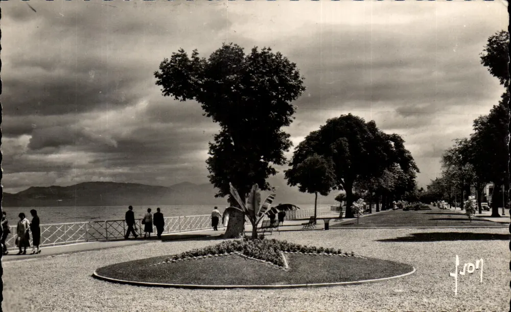 Évian-les-Bains — Die Quais, der See und die Schweizer Ufer — Éditions d'Art Jiron - Vorderseite