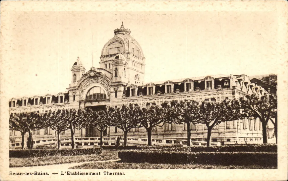 Evian-les-Bains — A Estação Termal — Editor: Sociedade das Águas Minerais de Évian-Cachat - Frente