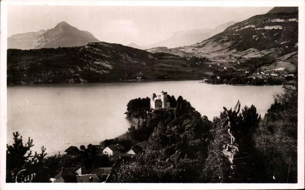 Lago de Annecy — Castelo de Duingt — editor REAL-PHOTO, Paris - Frente