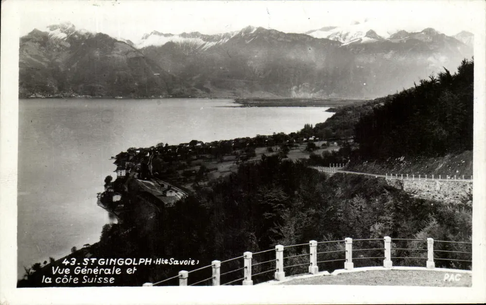 Saint-Gingolph — Allgemeiner Blick und die Schweizer Küste — PAC - Vorderseite