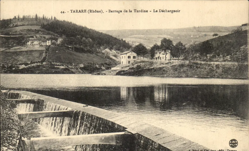 Tarare (Rhône) - Staudamm Turdine - Der Entlader - Vorderseite