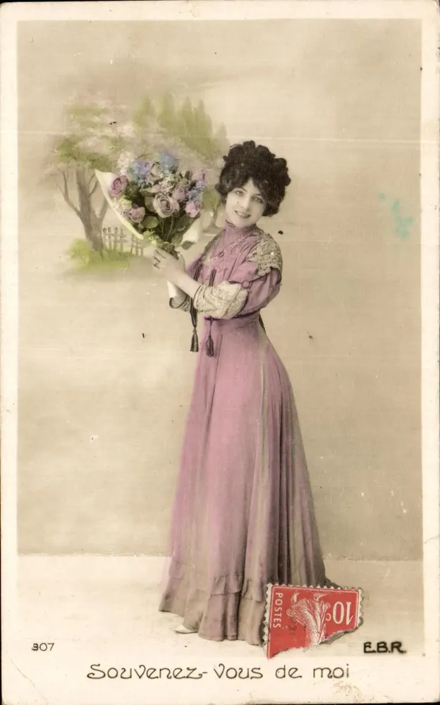 Jeune femme en robe rose — tenant un bouquet — éditeur E.B.R. n° 307 - Vorderseite