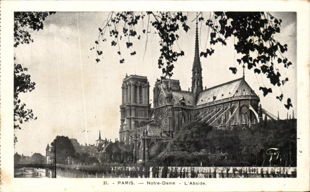 Paris — Notre-Dame — A Abside — Guy, n°31 - Frente