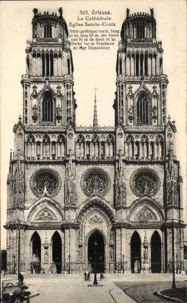 Orléans. Die Kathedrale Sainte-Croix — Vielfältiger gotischer Stil, 47 m lang, 63 m breit, ihre Türme 87 m hoch und der Turm 102 m. Grabmal von Mgr Dupanloup — n° 303 - Vorderseite
