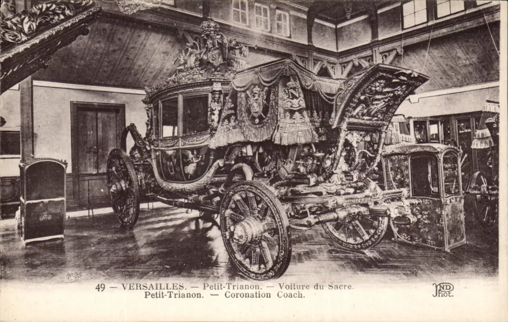 Versailles — Petit-Trianon — Krönungskutsche - Vorderseite