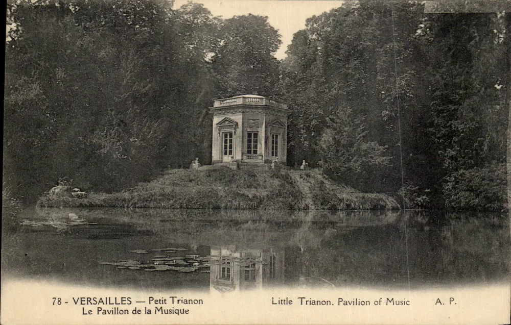 Versailles — Petit Trianon. Pavillon de la Musique — A.P. - Recto