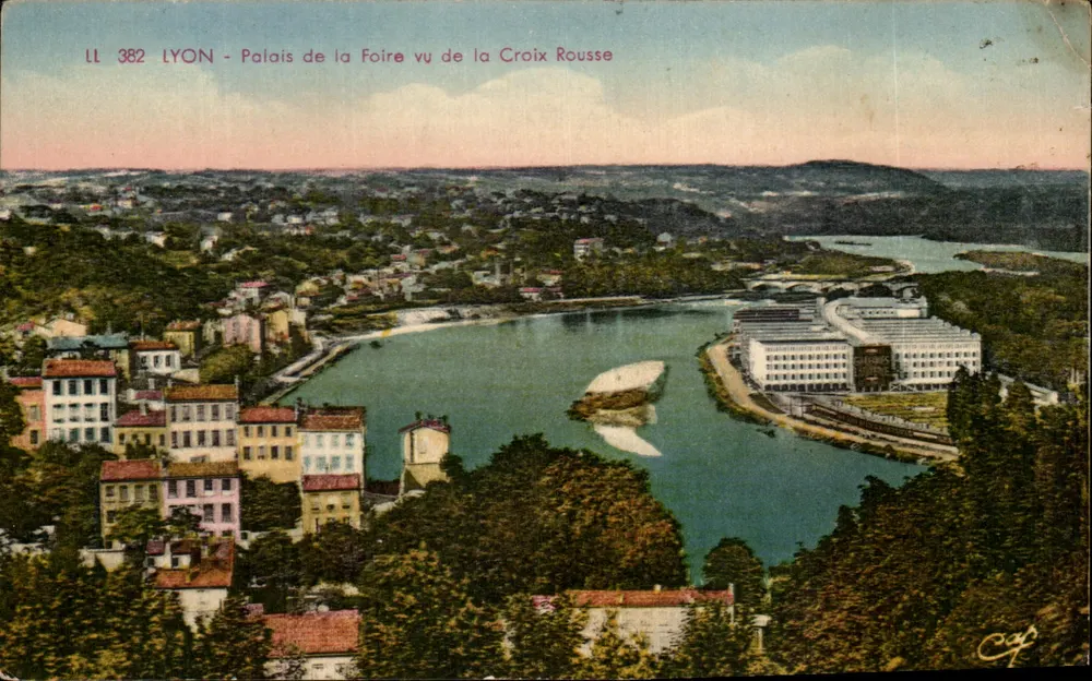 LYON - Ansicht des Palais de la Foire von der Croix Rousse — LL 382, Verlag Cap - Vorderseite