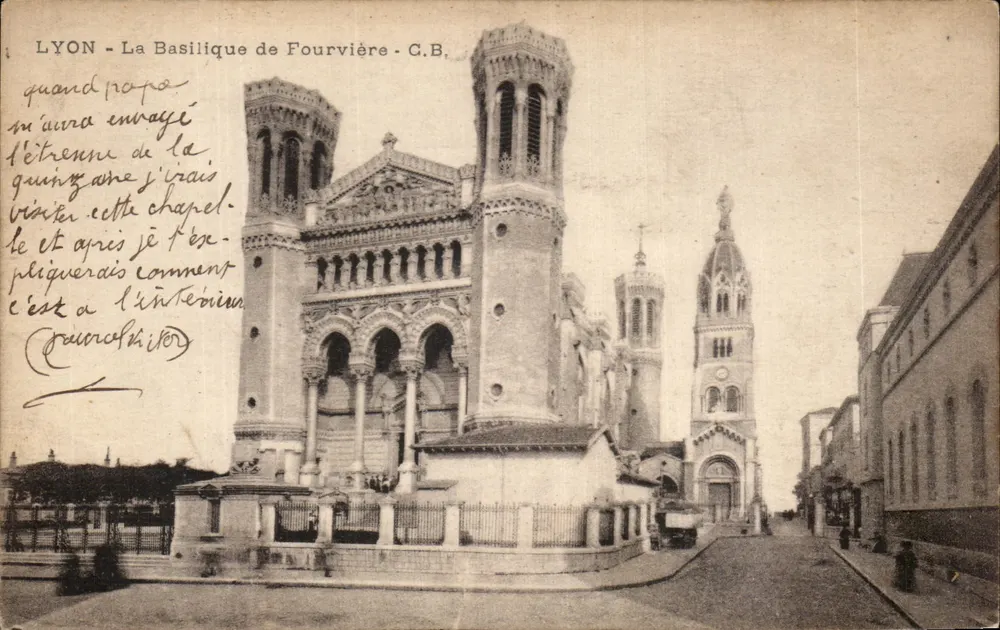 LYON - A Basílica de Fourvière - C.B. - Frente