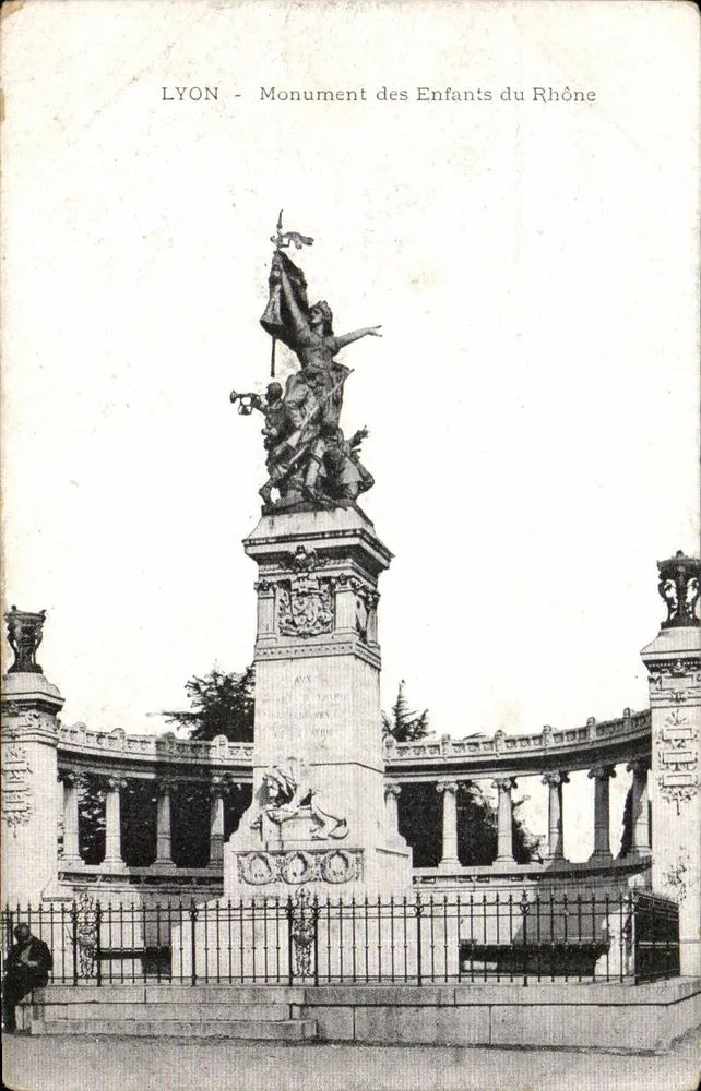 LYON - Monumento dos Crianças do Ródano — editor não visível - Frente