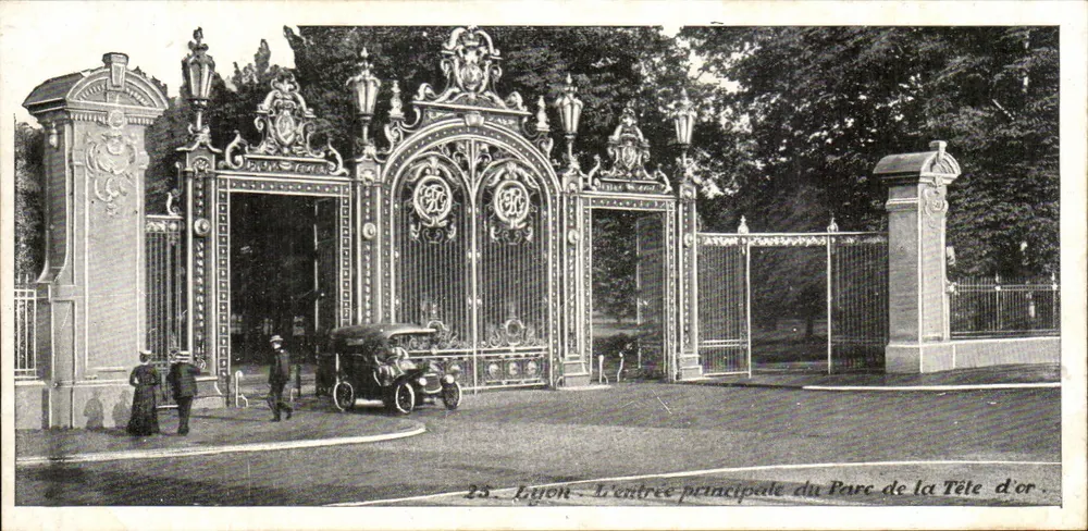 Lyon - Der Haupteingang zum Parc de la Tête d'or - Vorderseite