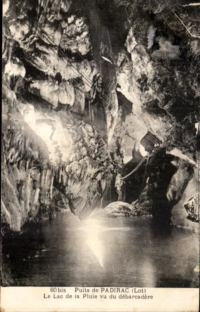 Puits de Padirac (Lot) — Der See der Regen von der Landungsstelle aus gesehen — Phototypie-Hélio François - Vorderseite