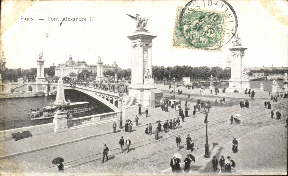 Paris — Pont Alexandre III — Editor desconhecido, número de série não visível - Frente