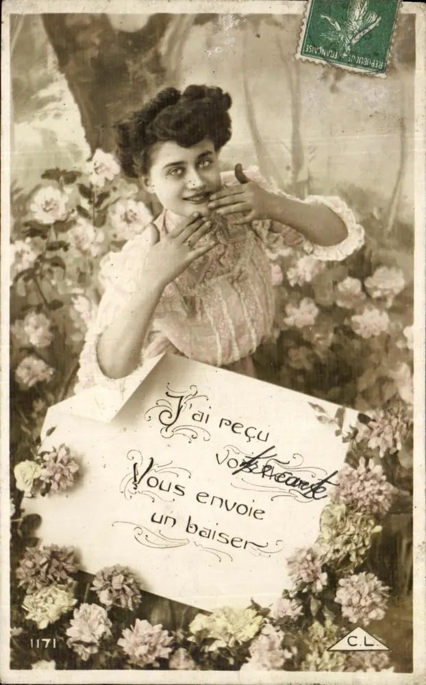 Lächelnde junge Frau unter Blumen — C.L. n°1171 — Französische Republik - Vorderseite