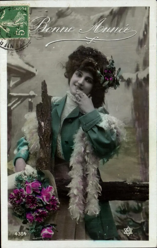 Frau in grünem Mantel — Winterdekorationen — Verlag XPC n°4354 - Vorderseite