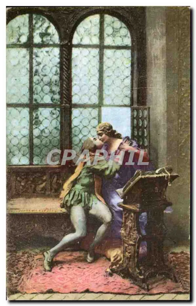 Ein Paar, das sich in einem Raum mit gotischen Fenstern umarmt — Photocromo von Atelier A. Traldi, Nr. 01337 - Vorderseite