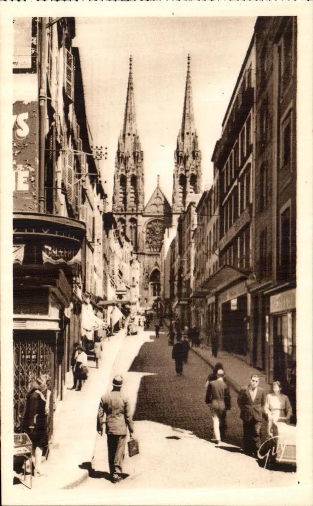Clermont-Ferrand — Rue des Gras und die Kathedrale — Éditions d'Art Guy - Vorderseite
