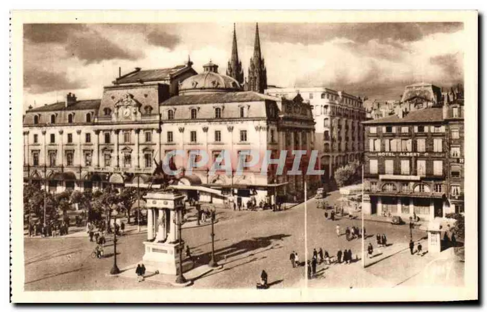 Clermont-Ferrand — Praça de Jaude — André Leconte, Paris - Frente