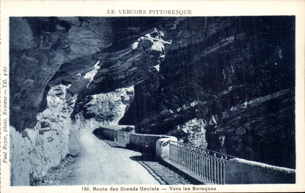 Der malerische Vercors — Route des Grands Goulets — Auf dem Weg zu den Baraques — Paul Boyer, Foto. Romans. Tel. 462 - Vorderseite