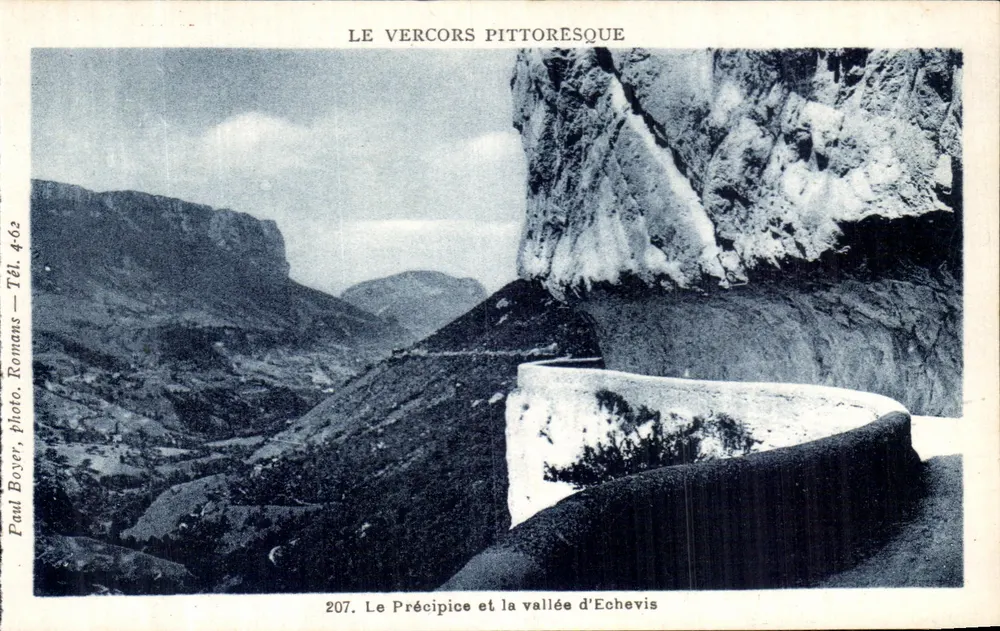 Der malerische Vercors — Der Abgrund und das Tal Echevis — Paul Beyer, Foto. Romans. Tél. 462 - Vorderseite