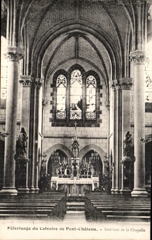 Pilgerreise des Calvaire de Pont-Château — Innenansicht der Kapelle — Französische Traditionen - Vorderseite