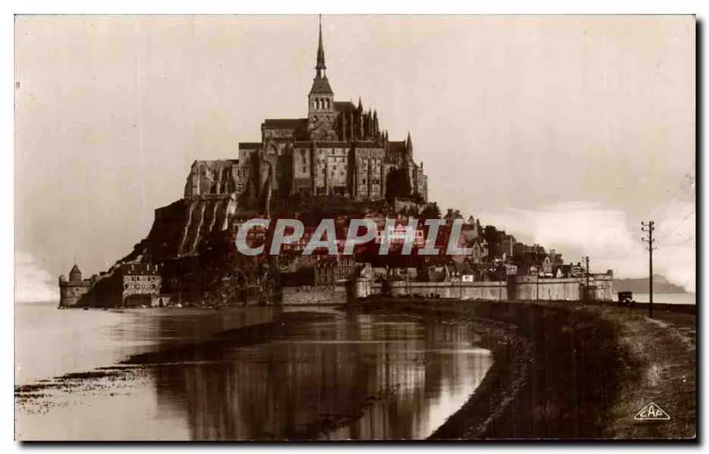 Mont Saint-Michel — Ansicht vom Digue bei hohem Wasser — Verlag CAPA - Vorderseite