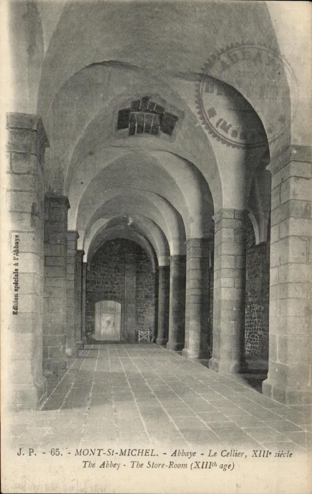 Mont-Saint-Michel - Abadia - O Cellier - Século XIII - Frente