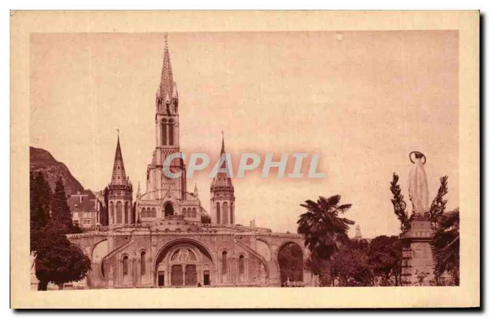 Lourdes — Basiliek en de Kruisige Maagd — Uitgave P. Doucet - Voorkant