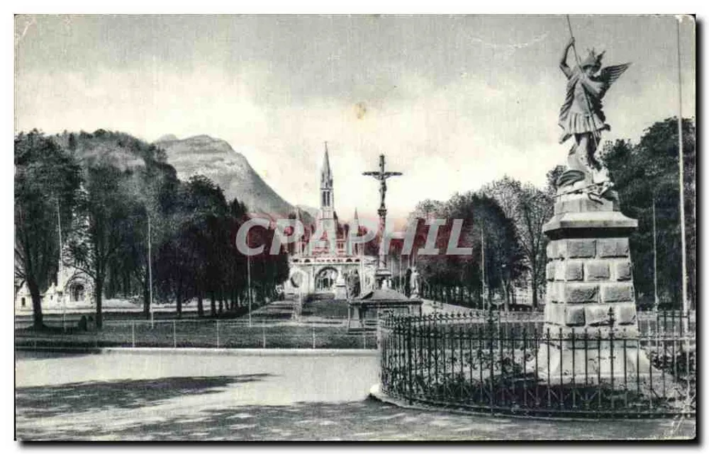 Lourdes — Saint-Michel, die Kreuz der Bretonen und die Basilika — Edition P. Doucet, Lourdes - Vorderseite