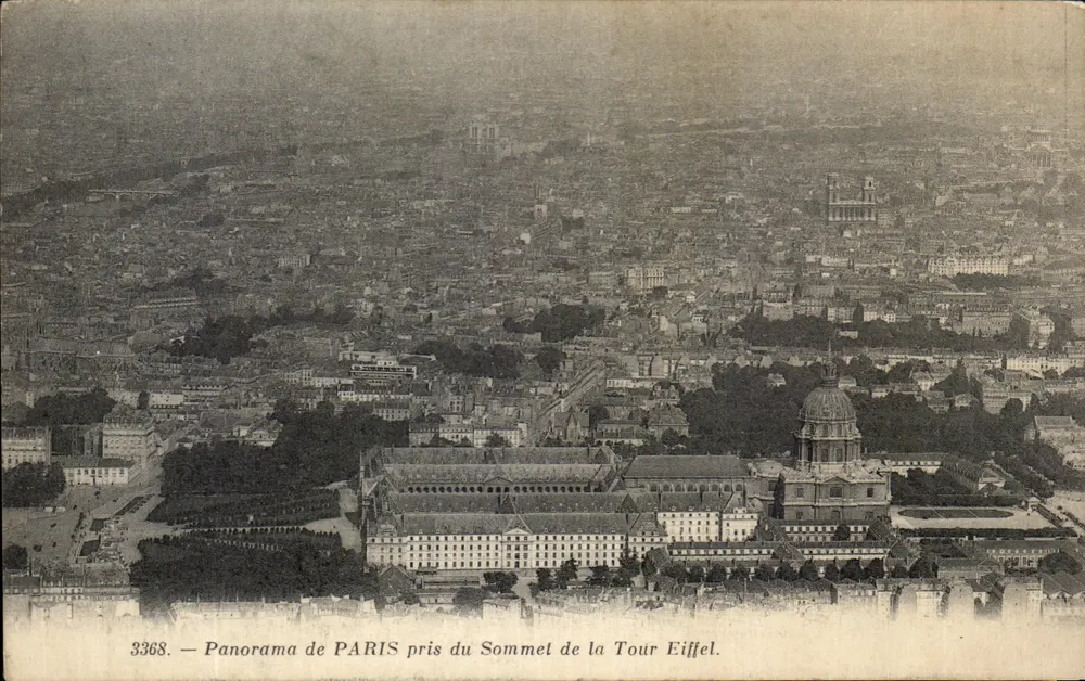 Panorama de PARIS capturado do Cume da Torre Eiffel — 3368 — Editor não visível - Frente