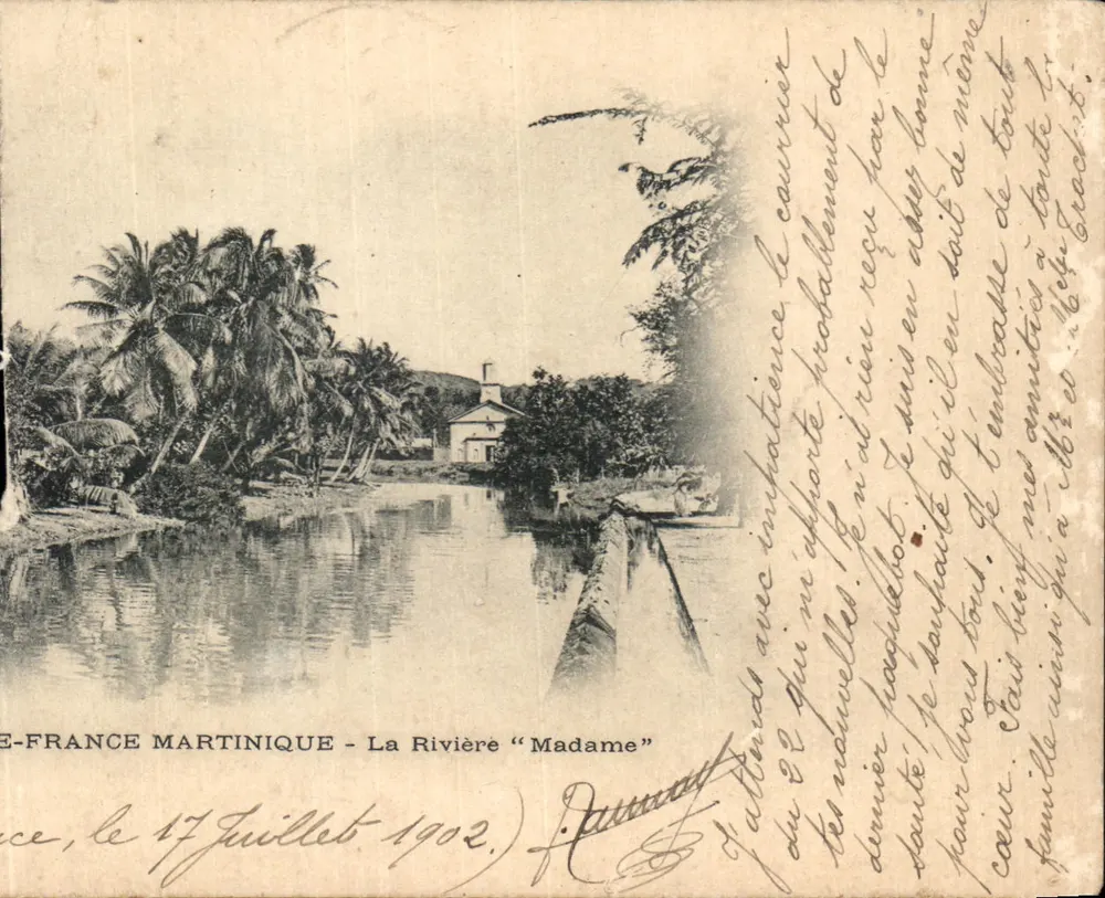 Martinique - Die Rivière "Madame" — Ansicht des Flusses mit Gebäude im Hintergrund, Verlag "J. Pattinay" - Vorderseite