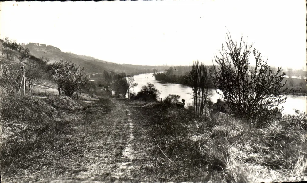 Vista de la Senna hacia Mantes — Las Ilusiones (Denneumont) — Ediciones de Arte & MARCO en Levallois-Perret - Anverso