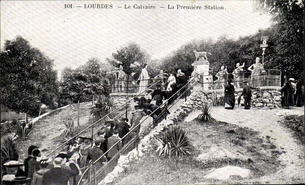 Lourdes — O Calvário — A Primeira Estação — Editor não identificado, n° de série 401 - Frente