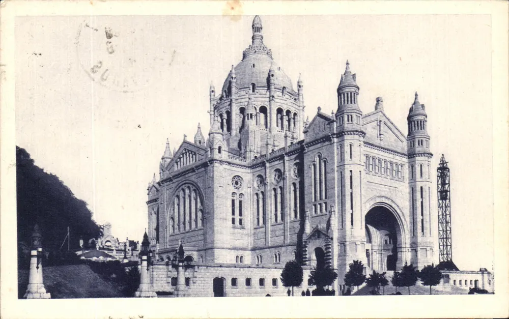 A Basílica de Lisieux — Editor Draguer, n°13 - Frente