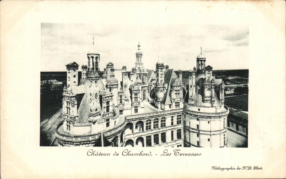 Castelo de Chambord - As Terras — Heliógrafia de N.D. Phot. - Frente