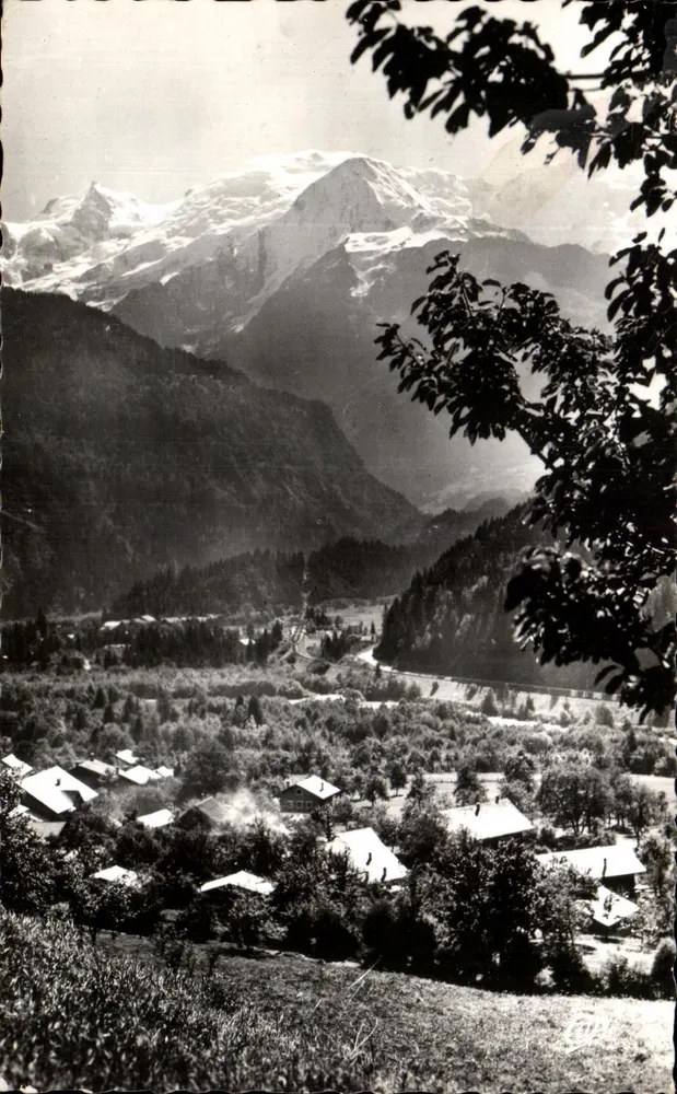 सर्वोज (814 मीटर) और माउंट ब्लैंक — रियल-फोटो, संख्या 158 - आगे