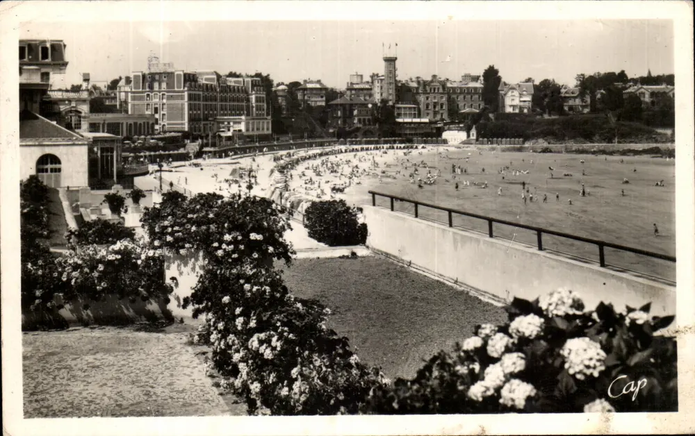 Der Strand von der Gemeindekasse aus gesehen — Dinard — Verlag (S.I.) - Vorderseite