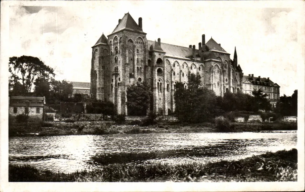 SABLE-sur-SARTHE (Sarthe) — De Abdij van Solesmes — Uitgaven Gaby - Voorkant