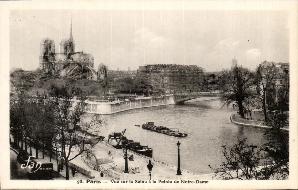 Paris — Ansicht der Seine an der Spitze der Notre-Dame — Verlag Fan, n°98 - Vorderseite