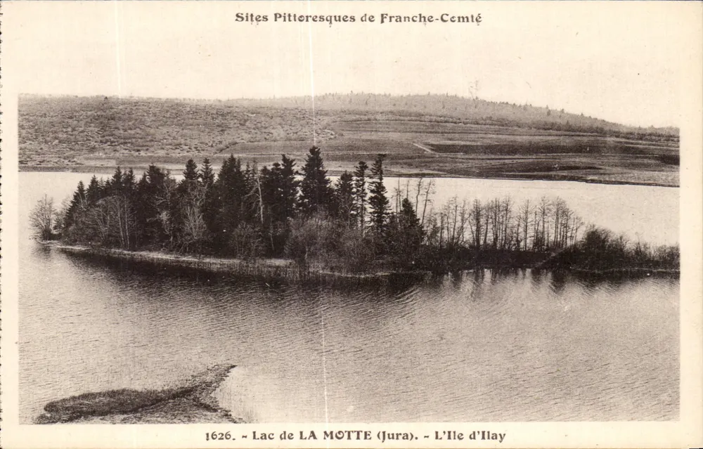 Lago de La Motte (Jura) — A Ilha de Ilay — Sites Pittoresques de Franche-Comté, n°1626 - Frente