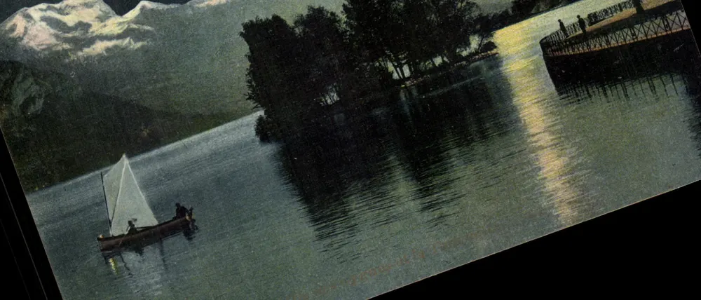 Lago de Como — Vista do lago com montanhas no fundo — editor desconhecido - Frente