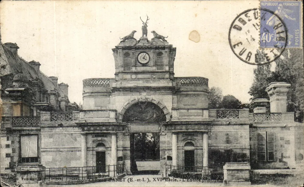 Château d'Anet (E-et-L) — L'entrée principale — Éditeur : Foudcault, Dreuex - Frente