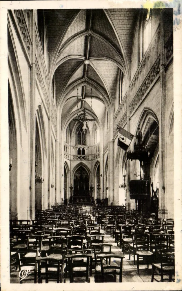 Interior de Saint-Léonard — ALENÇON — editor C.A.P. - n°53 - Frente
